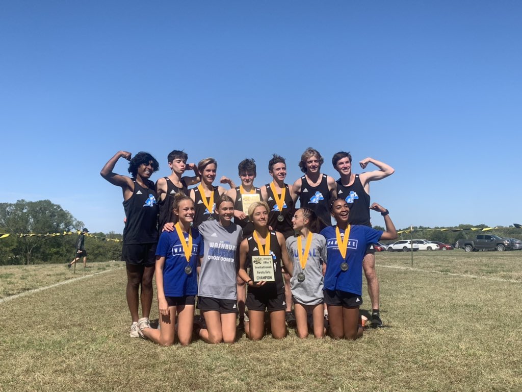 Won't be the last time an award is being taken home this year. 🏆