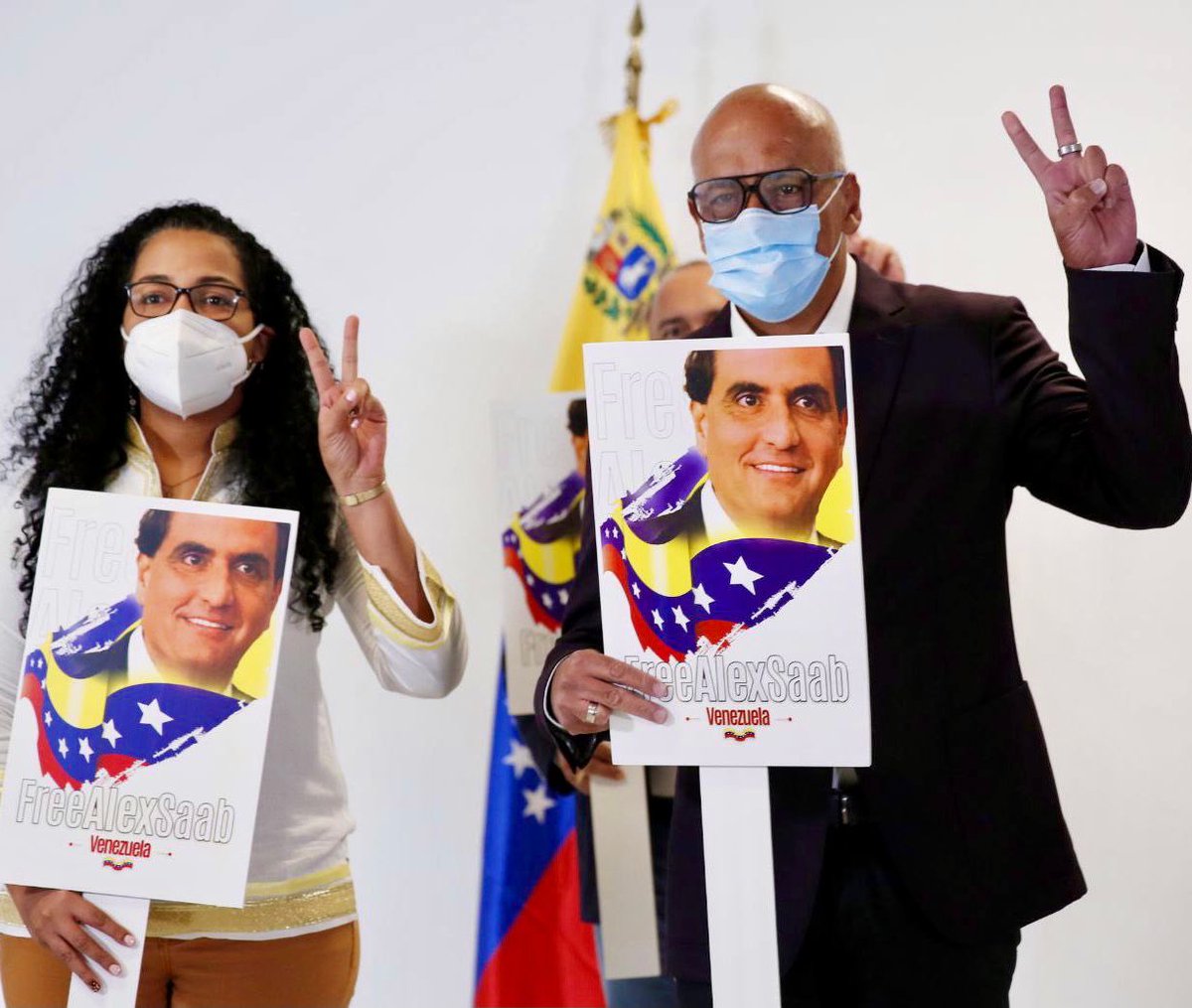 Hemos llegado a la bella y hospitalaria tierra mexicana para defender la verdad y la dignidad de Venezuela. Esperen noticias nuestras