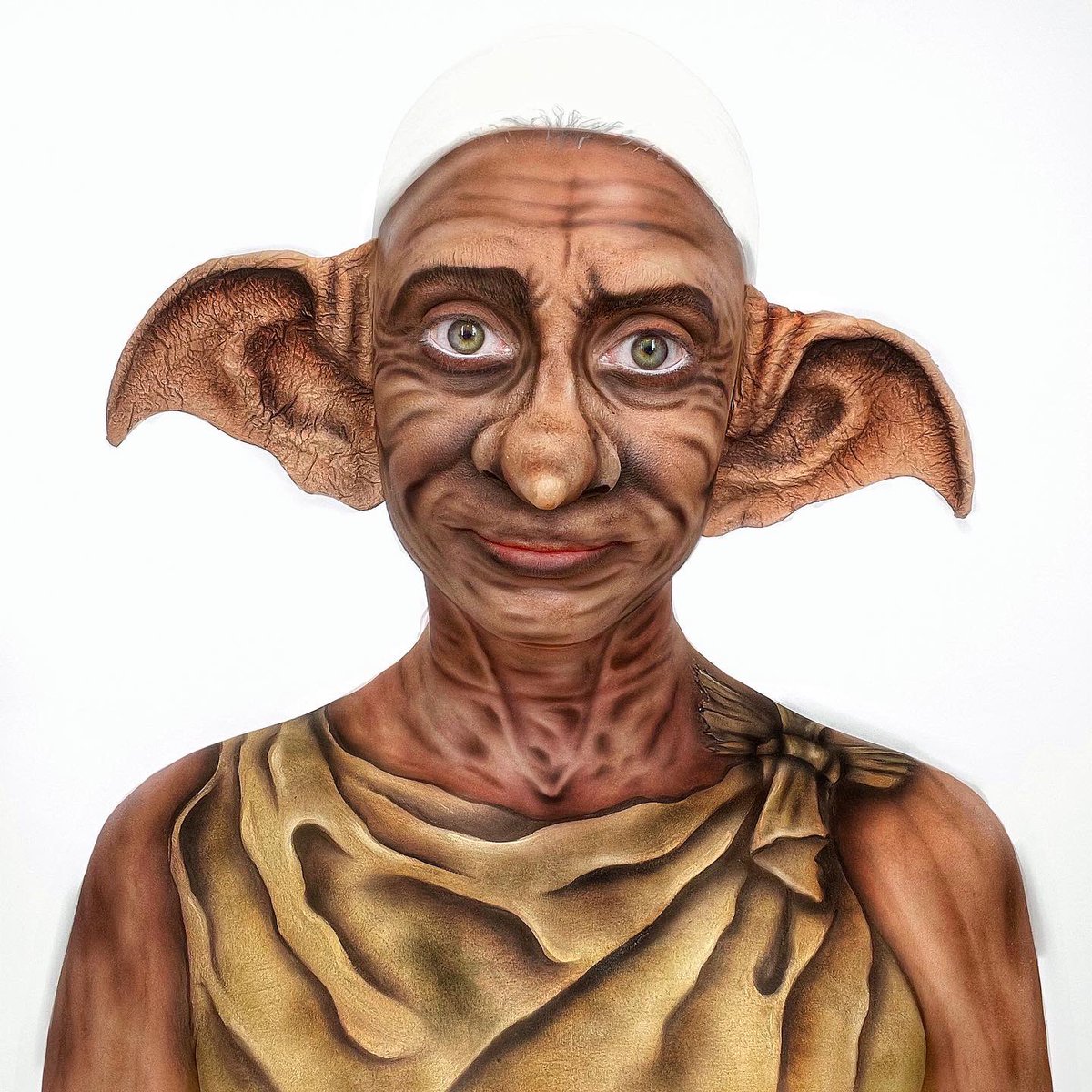 Maquillaje de Dobby ⚡️si, ahí debajo estoy yo 🙊🥴