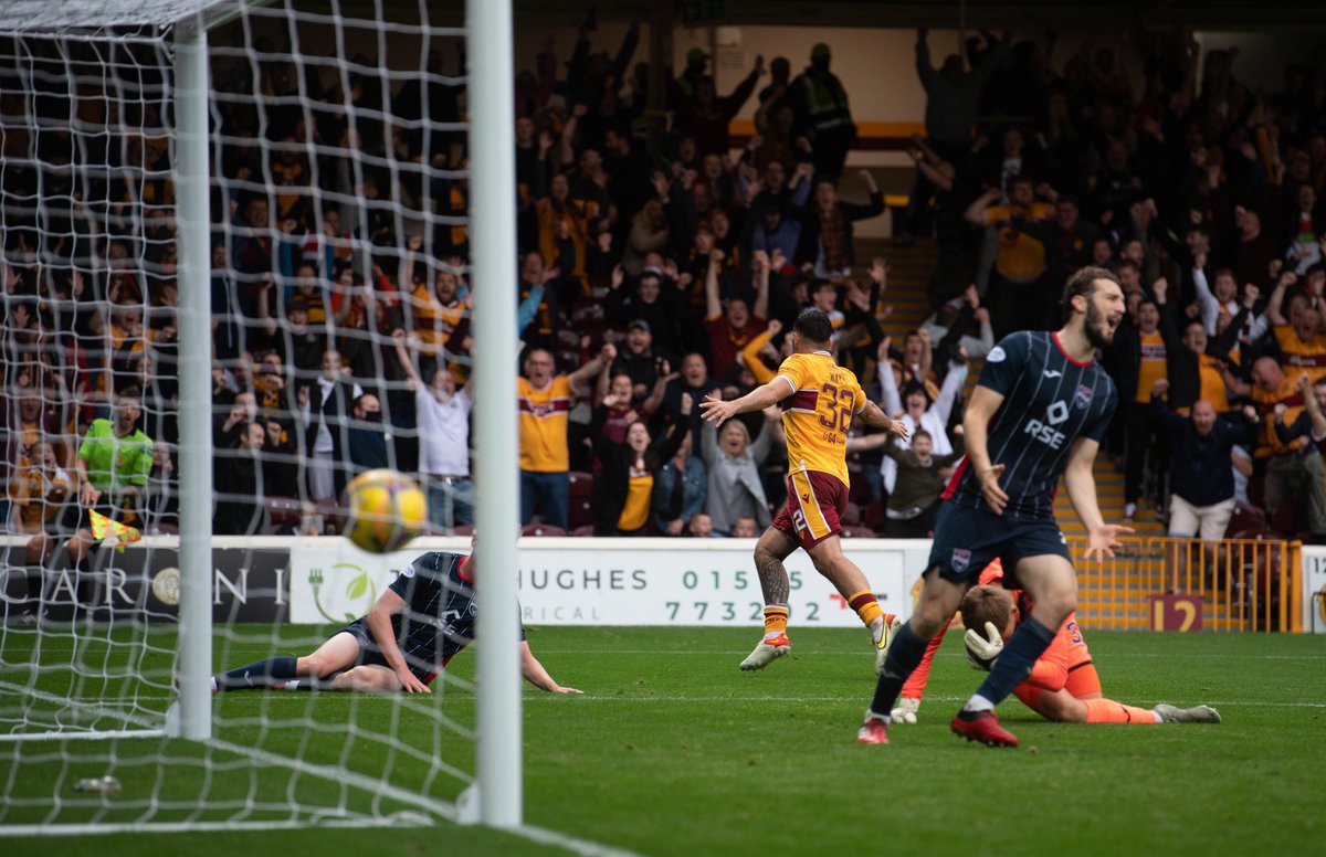 Tony Watt tweet media