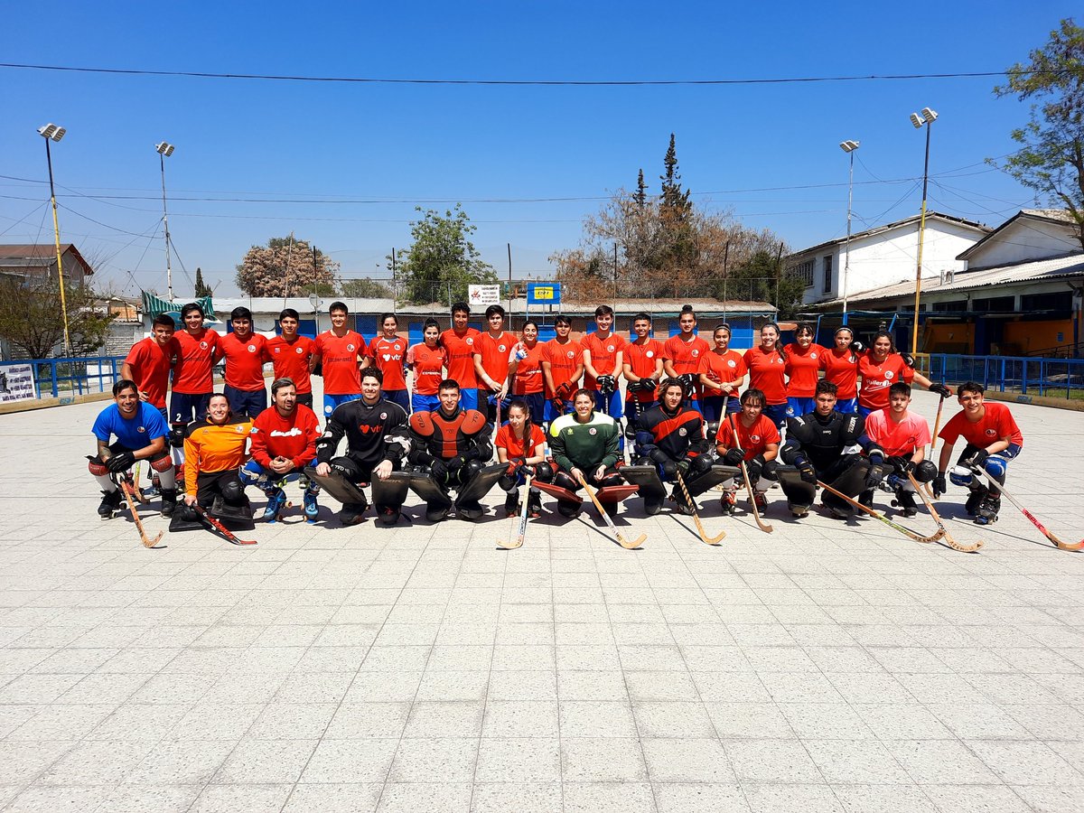 <a href="/TeamHockeyPatin/">Team Hockey Patín Chile</a> mientras en Europa el Jugador Cadetes <a href="/miguelpaneque/">migueljimenez</a> ya juega en <a href="/cpmanlleu/">Martinelia Club Patí Manlleu</a> . En Chile las Selecciones se preparan para llegar al Panamericano de Florida EEUU en Noviembre 2021! Todos firmes Juntos y juntas la Hockey Patín,  desde distintos lugares del Orbe!