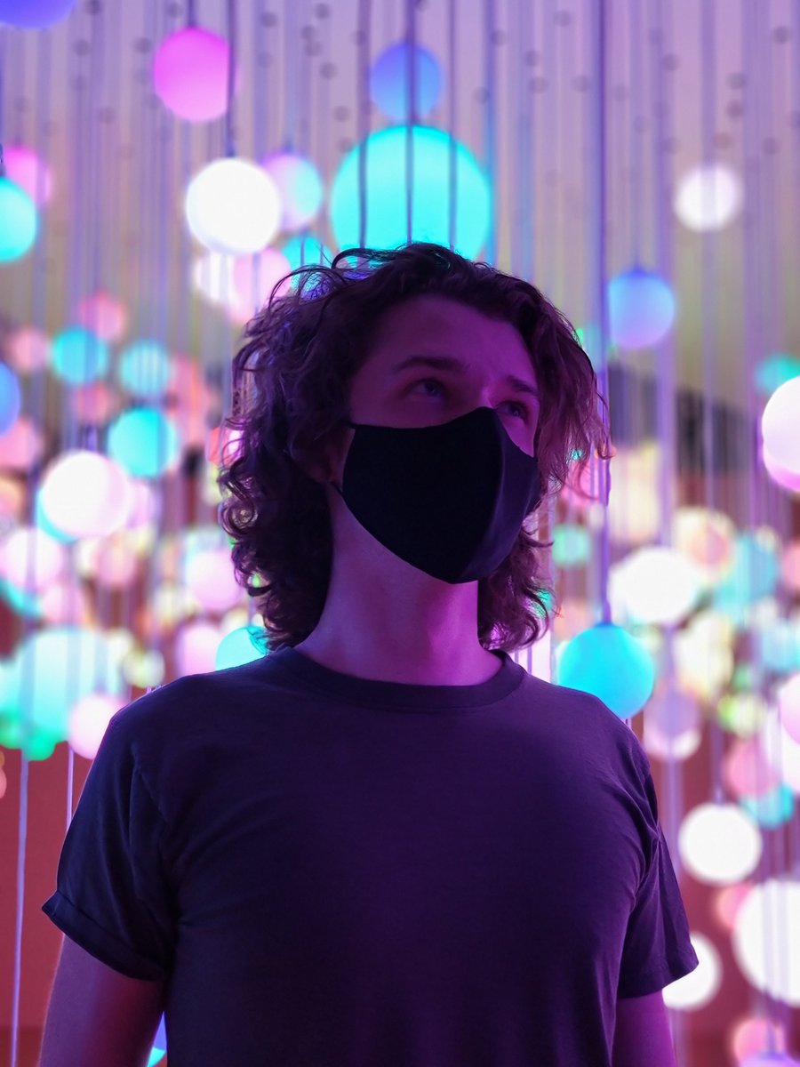 Eret's tweet image. I got a hair cut :)