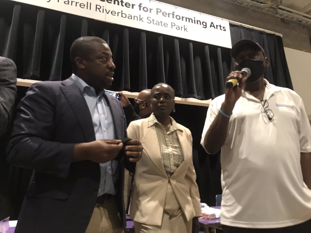 Now <a href="/NewYorkLtGov/">@NewYorkLtGov</a>, who held the 30th Senate District seat, stands alongside presumptive successor <a href="/CordellCleare/">Cordell Cleare</a>.