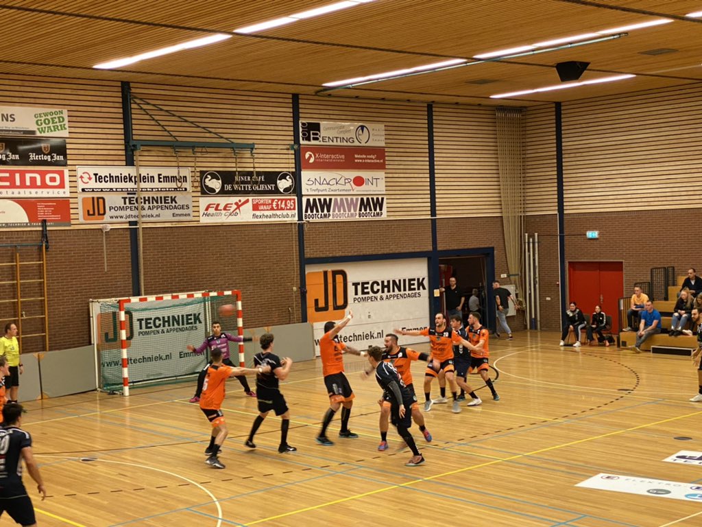 Rust in Zwartemeer. JD Techniek Hurry-Up aan de leiding tegen AtomiX. Ruststand 15-11