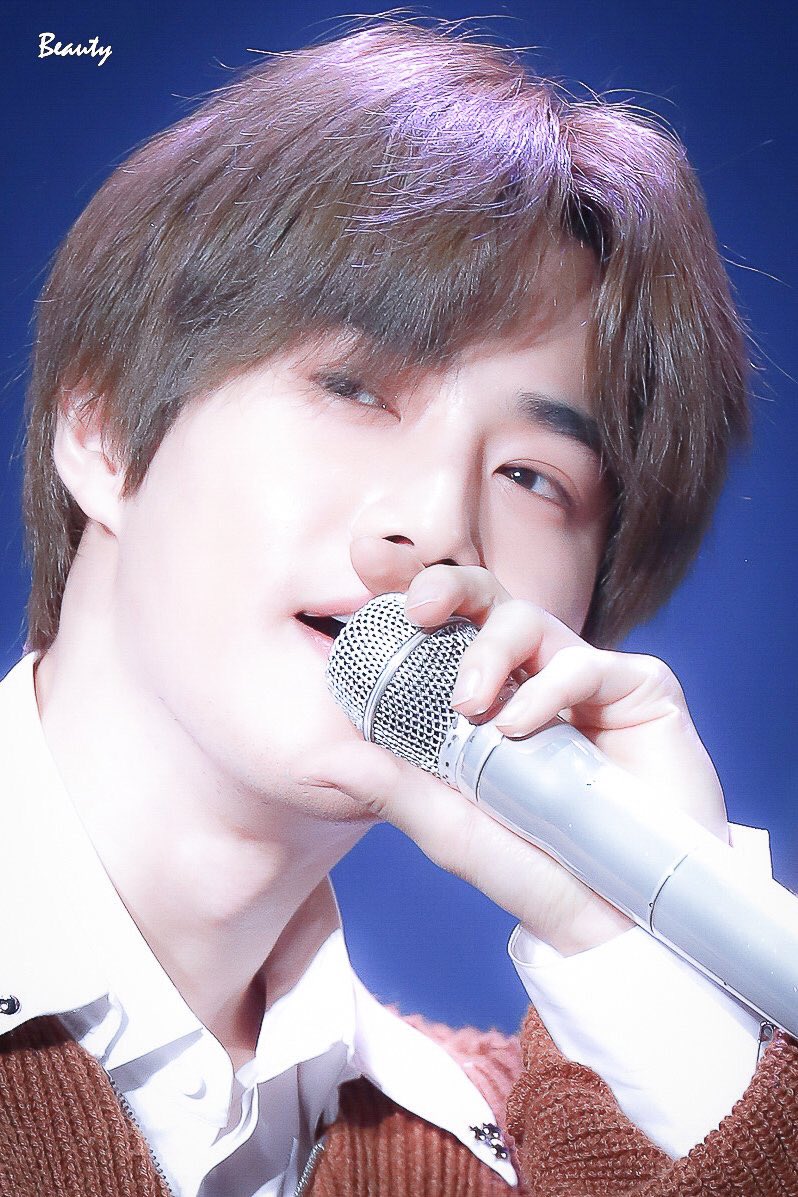 SUHOLOOK's tweet photo. https://t.co/ZhfuSVAPqF