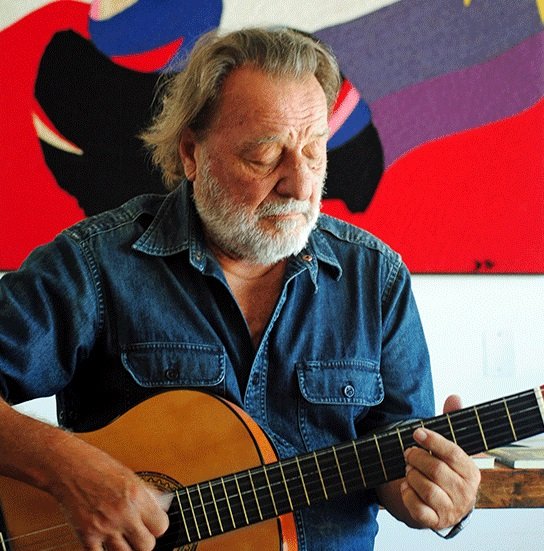 A partido un grande de la música chilena 
A #PatricioManns "Honor y Gloria"
Sit tebis terra levis.