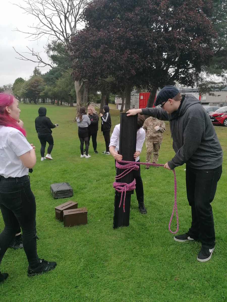 ASengaged's tweet image. We conducted a second visit to YAP, Clued Up Project in Fife where the youth who attend this club undertook more of our #Commandtasks building on their #communication &amp;amp; #resilience skills. We look forward to seeing you again soon. @Army_Engagement @ArmyComd51X
