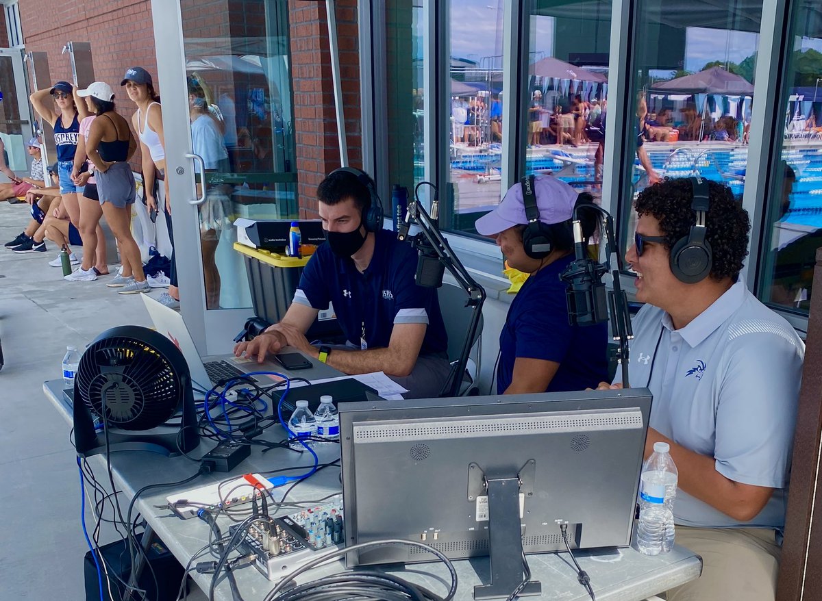 bry7son's tweet image. Things we love:
1. Watching @OspreySwim open there season at home in their brand new pool 
2. Being poolside to call some of the races 
S/o @brockborgeson and crew for letting me sit behind the mic for a little