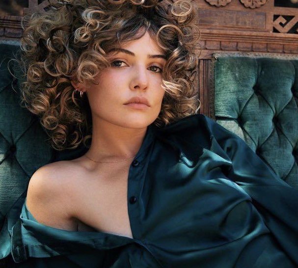 essa danielle campbell abala minhas estruturas