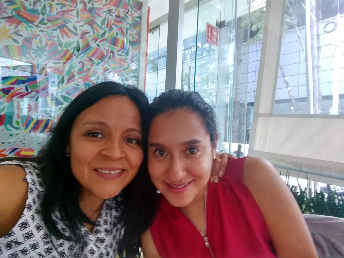 ba_normiux's tweet photo. @KarenBris_ feliz cumpleaños a ti, espero estés pasando un cumple de lo mejor, te mando besos y abrazos. https://t.co/IpkKKdVcmz