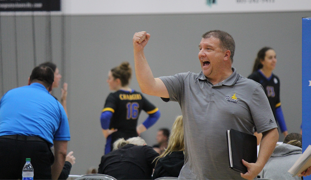 CSM_Flames's tweet photo. Volleyball: Flames get another thrilling five-set victory
 - https://t.co/XXUPWTPKQE https://t.co/wZ1tOjQAnC