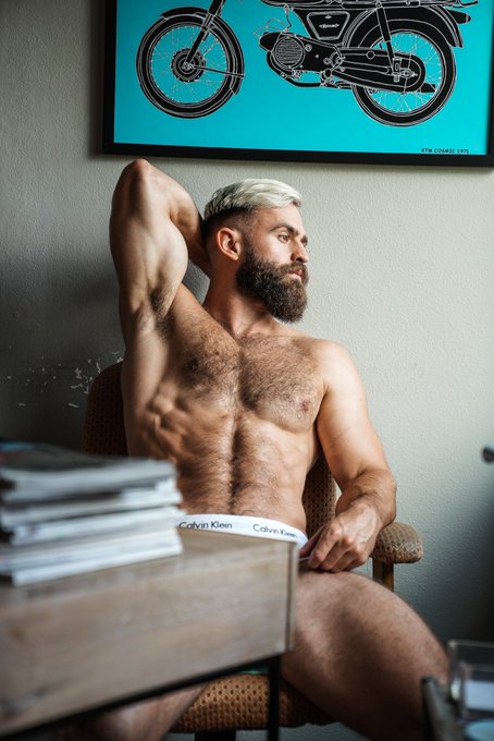 Looking out the window waiting for you to cum 😏😈 https://t.co/Zg4X8O5VV9<a href="/tag/slowmotion"class="tags"><span>#slowmotion</span></a><a href="/tag/lgbtq"class="tags"><span>#lgbtq</span></a><a href="/tag/hairymen"class="tags"><span>#hairymen</span></a><a href="/tag/musclegod"class="tags"><span>#musclegod</span></a><a href="/tag/hair"class="tags"><span>#hair</span></a>