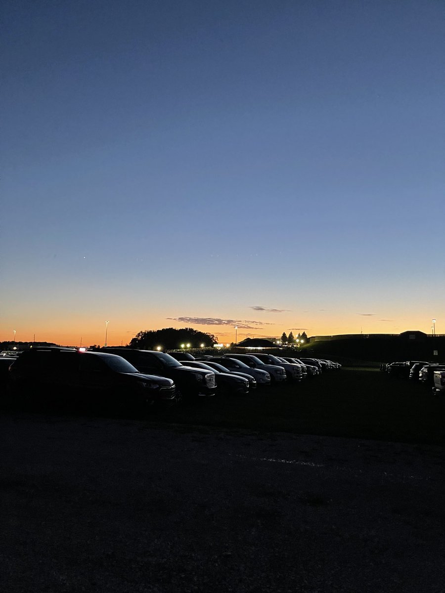 So mad that I have tickets to #chrisstapleton.  Sitting in the parking lot.  Missing the experience that I paid for.  6 friends sitting in cars listening.