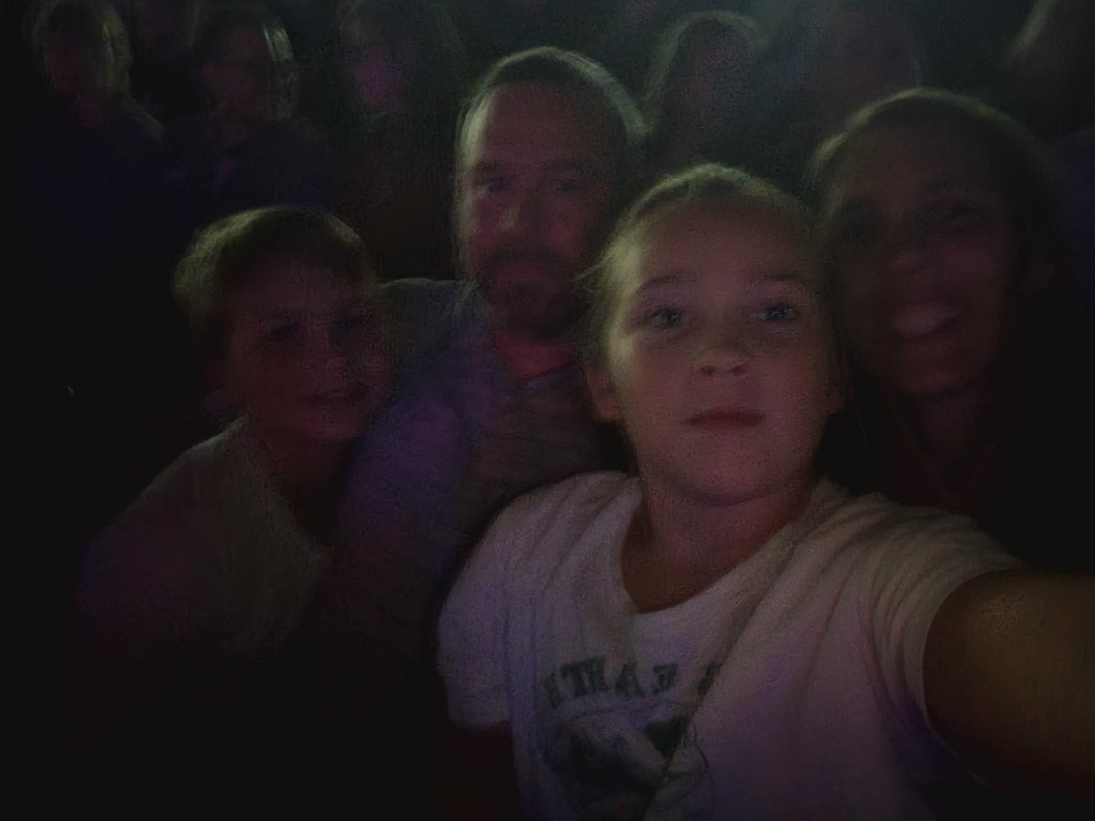 PrincessO624's tweet photo. @nfrealmusic can't wait to see you start u guys are my first ever concert can't wait for nf 💗 https://t.co/ZbDRTt7pV4