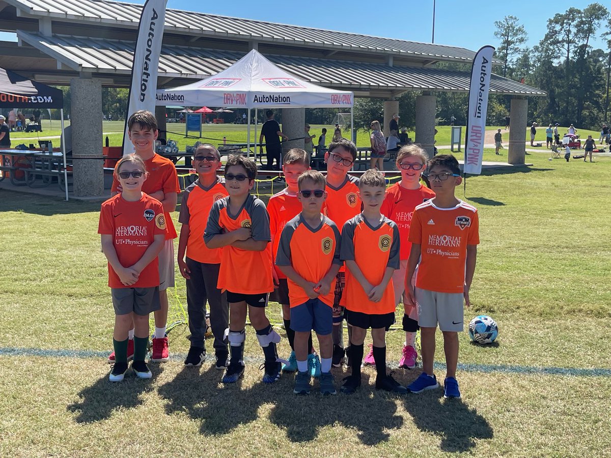 CPsoccerHOU's tweet photo. What a great day a Bear Branch Fields today with a new record of 12 players at training! Let’s set a new  record next week! @Muck_usa_1 @CPSoccerUS @DynamoDashYouth https://t.co/0j3p1YURmA