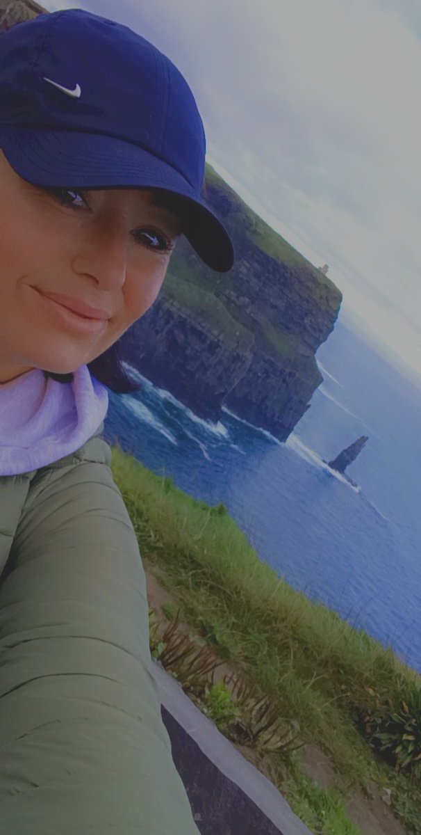 valifurlong's tweet photo. #cliffsofmohar 💙🤗 #grateful #Thankful #clare #RecoveryPosse https://t.co/HpwEwMO38Z