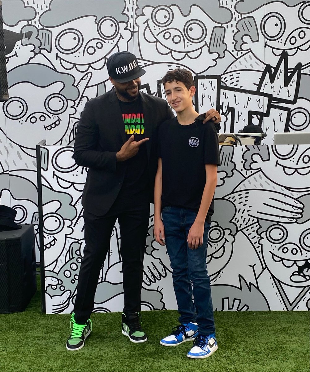 TheRealKWOE's tweet photo. Mazel Tov Benji @benjir843 ! It was such a Sunday Funday, it felt like a Saturday. You and your family made the night AMAZING! Thank you for having @flowentertainment. We appreciate you!
.
.
#FlowEntertainment #Mitzvahs #CelebratingSafelyWithPurpose #BarMitzvah #BatMitzvah
#Parti https://t.co/ZLpCrMznQ4