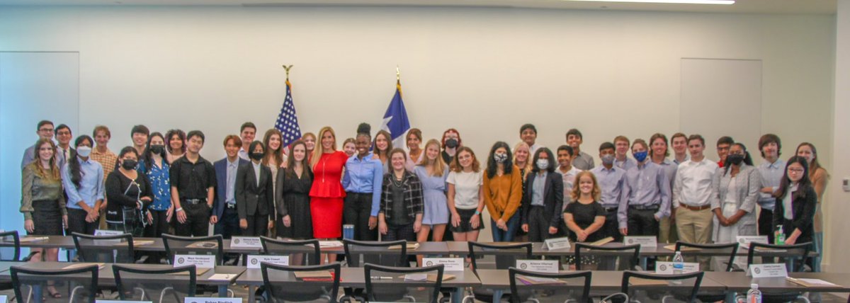 I hosted the first meeting of my Youth Advisory Council meeting was this morning. Thrilled so many students are excited to learn more about government and discuss policy with the hope of working to make our country a better place.