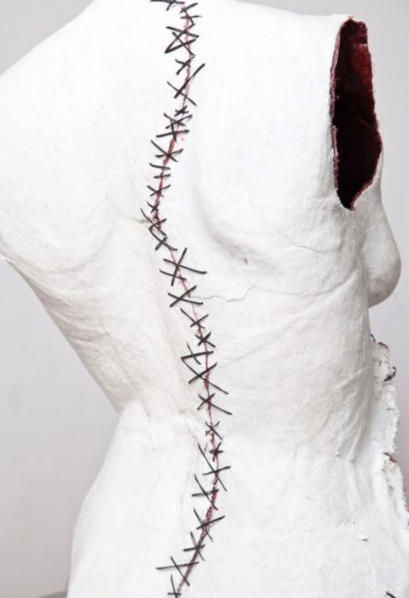 ArteBeny1's tweet photo. Corrosive art By Sarah Best
Plaster, dyed fabric, acrylic paint, wood, metal...
#ContemporaryArt #ContemporaryArtist #modern #art #artist #contemporary #Plaster #dyedfabric #acrylic #paint #animal #bone #FigurativeArt #installation #Sculpture #Experimental #Art #necro #SarahBest https://t.co/RGwZ0zlsJD
