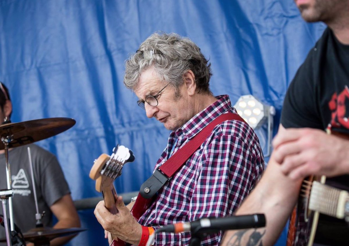 Penblwydd Hapus Wyn <a href="/Wynlewisjones/">Wyn Lewis Jones</a>. Yn ein calonnau am byth.  🎸❤️