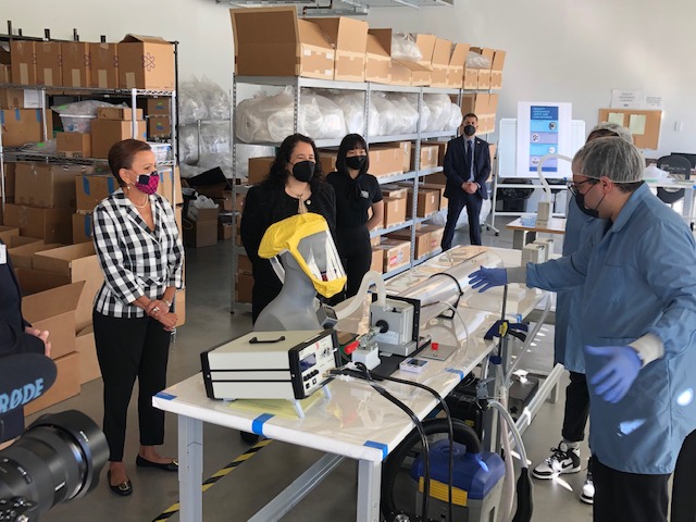 NydiaVelazquez's tweet photo. Thank you to @SBAIsabel for coming to Brooklyn this morning to tour and listen to our small businesses on how SBA continues to help with COVID relief and disaster assistance, and needed next steps from the federal government. https://t.co/ah951JZ4HZ