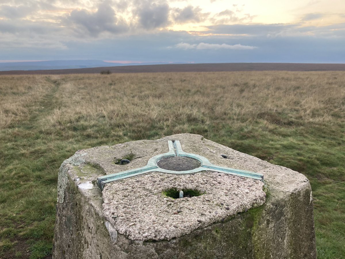 funnypenny's tweet photo. Lovely 4 hours rambling today.  Missed my longer walks.  #BullHill #RobinHoodsWell #HarclesHill #HolcombeMoor #Hike https://t.co/HqS2CQmP4X