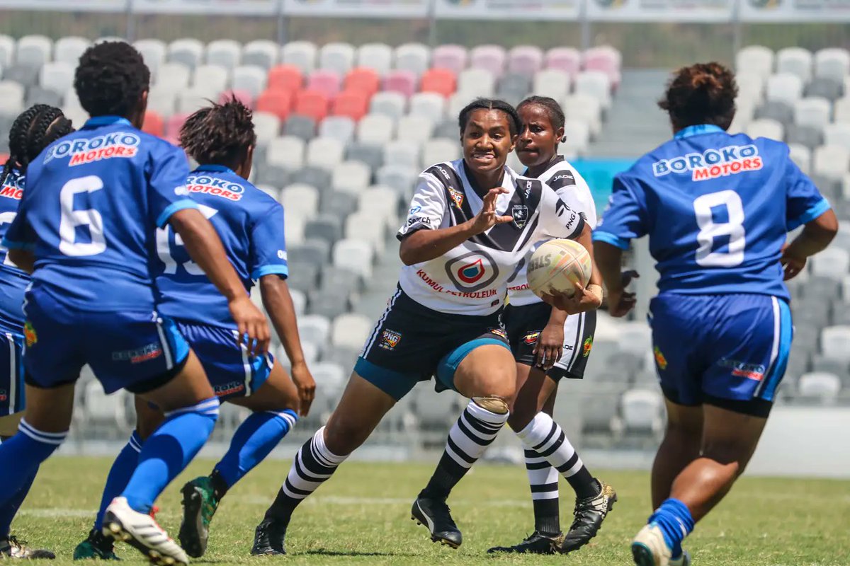 KPHL National Schools Rugby League Under 18 Girls Championships saw its grand finale with Highlands claiming the title with a 4-nil scoreline, ending Southern's unbeaten streak.
Congratulations to the Highlands Under 18 Girls for taking out the title this year. #PNG #rugbyleague