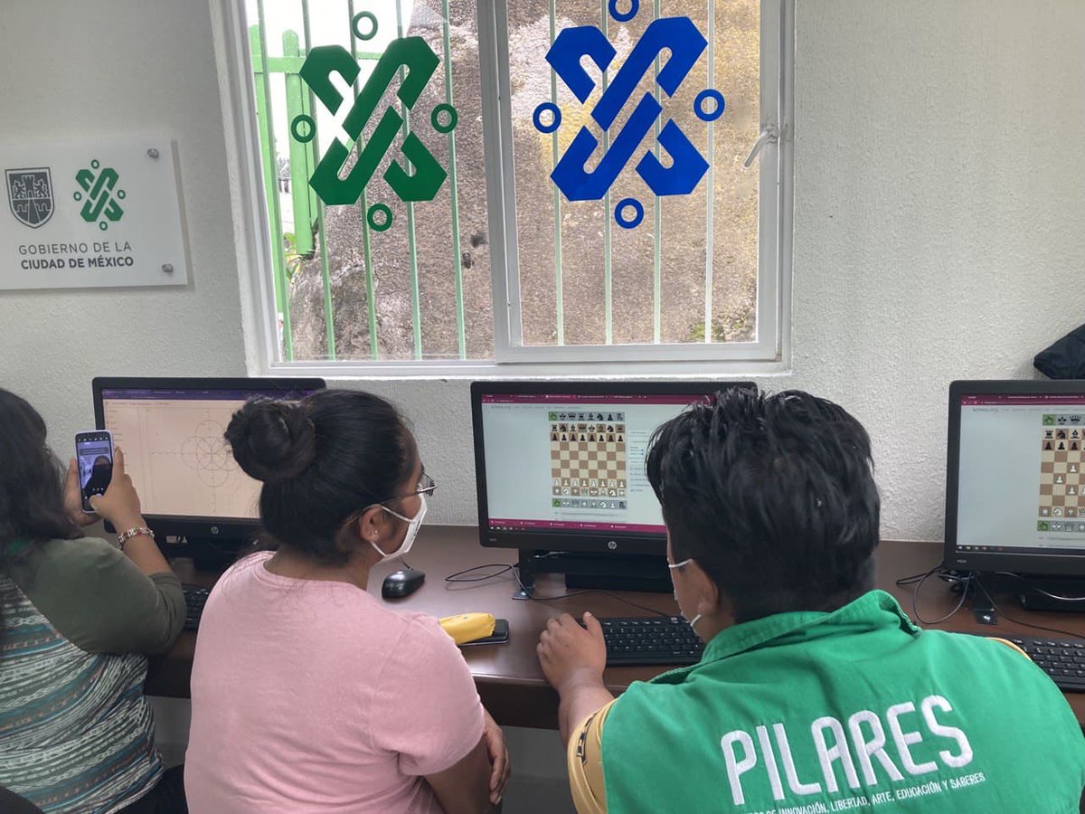 En compañía de la #JefaDeGobierno y nuestro alcalde <a href="/AlbertoEsteva/">Alberto Esteva +🤚</a> quedó inaugurado el <a href="/CdmxPilares/">PILARES CDMX</a>
Río San Borja; el 18 de 25 en <a href="/AlcaldiaAO/">Alcaldía Álvaro Obregón</a>.
Agradecemos a <a href="/Claudiashein/">Claudia Sheinbaum Pardo</a> su entrega en favor del bienestar de los obregonenses.
#EnAOTrabajamosParaTodos
<a href="/SuarezdelReal1/">José Alfonso Suárez del Real y Aguilera</a> <a href="/martibatres/">Martí Batres</a>
