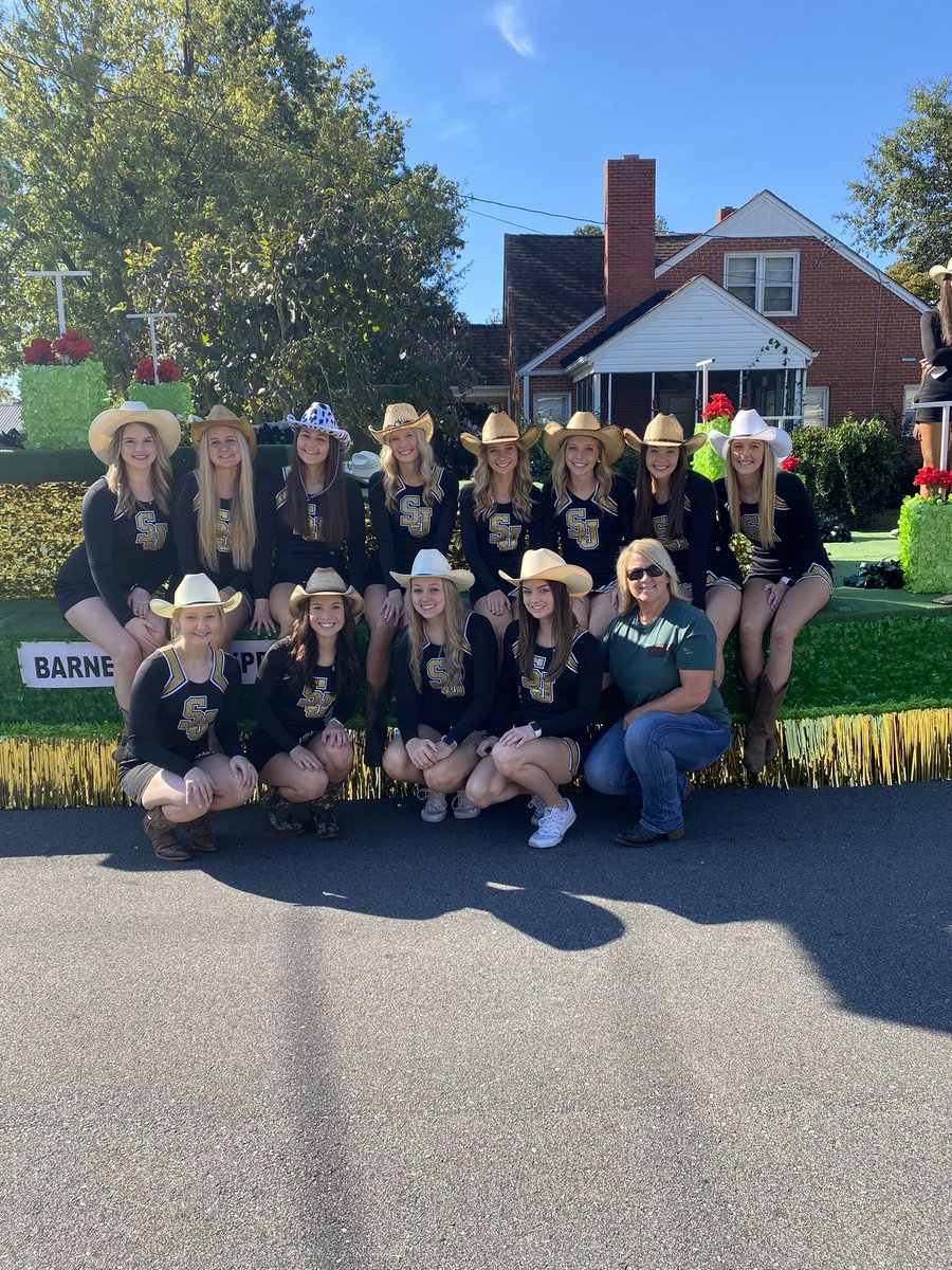 South Cheerleading tweet media