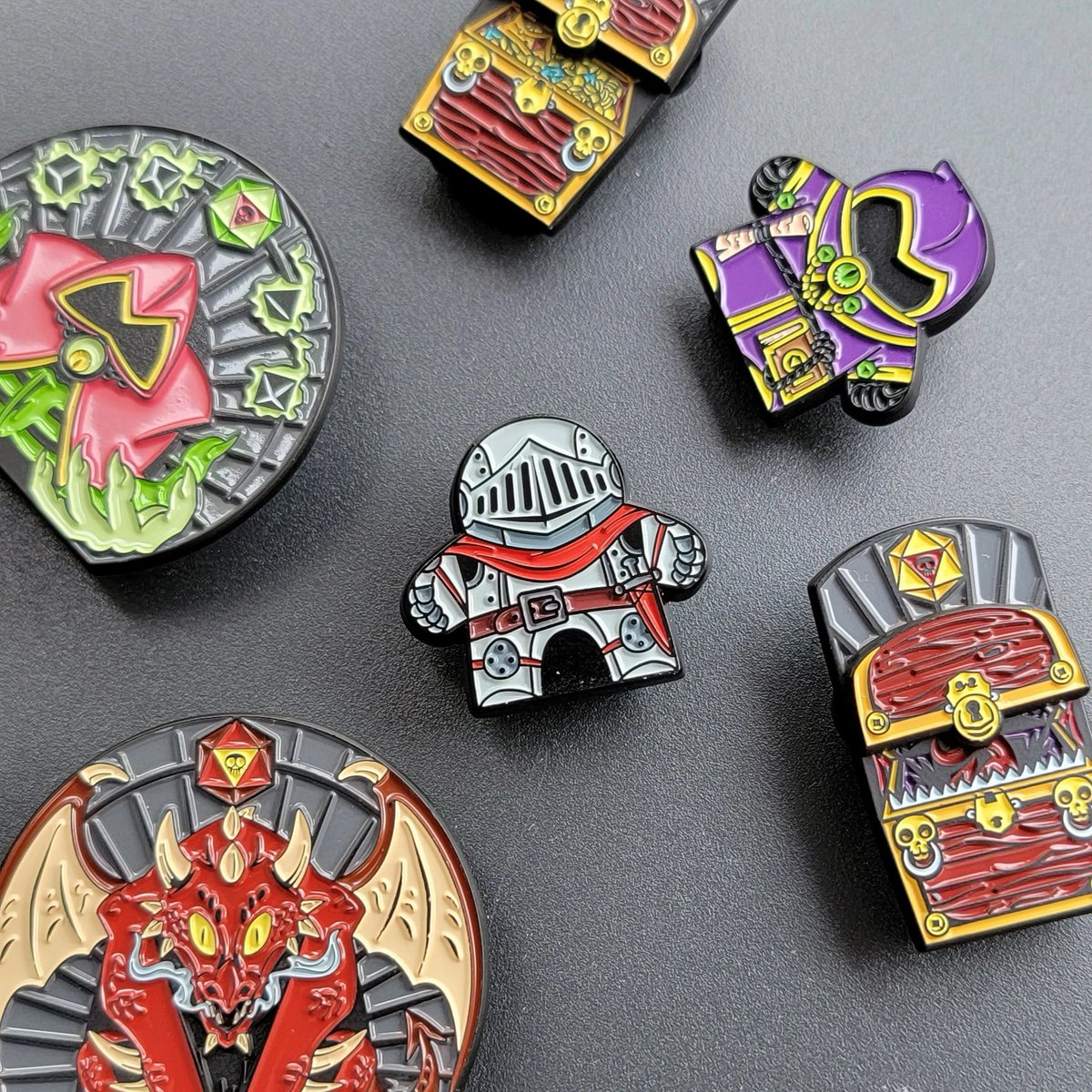 campsidetales's tweet photo. @KeepDiceAbtYou @MindflayedMon Started a pin shop over on https://t.co/a9c7PloNE4 and sent my first order! #ttrpgpin #ttrpgpins #ttrpgfamily #ttrpg #dnd #enamelpin https://t.co/qvcOYXK62L