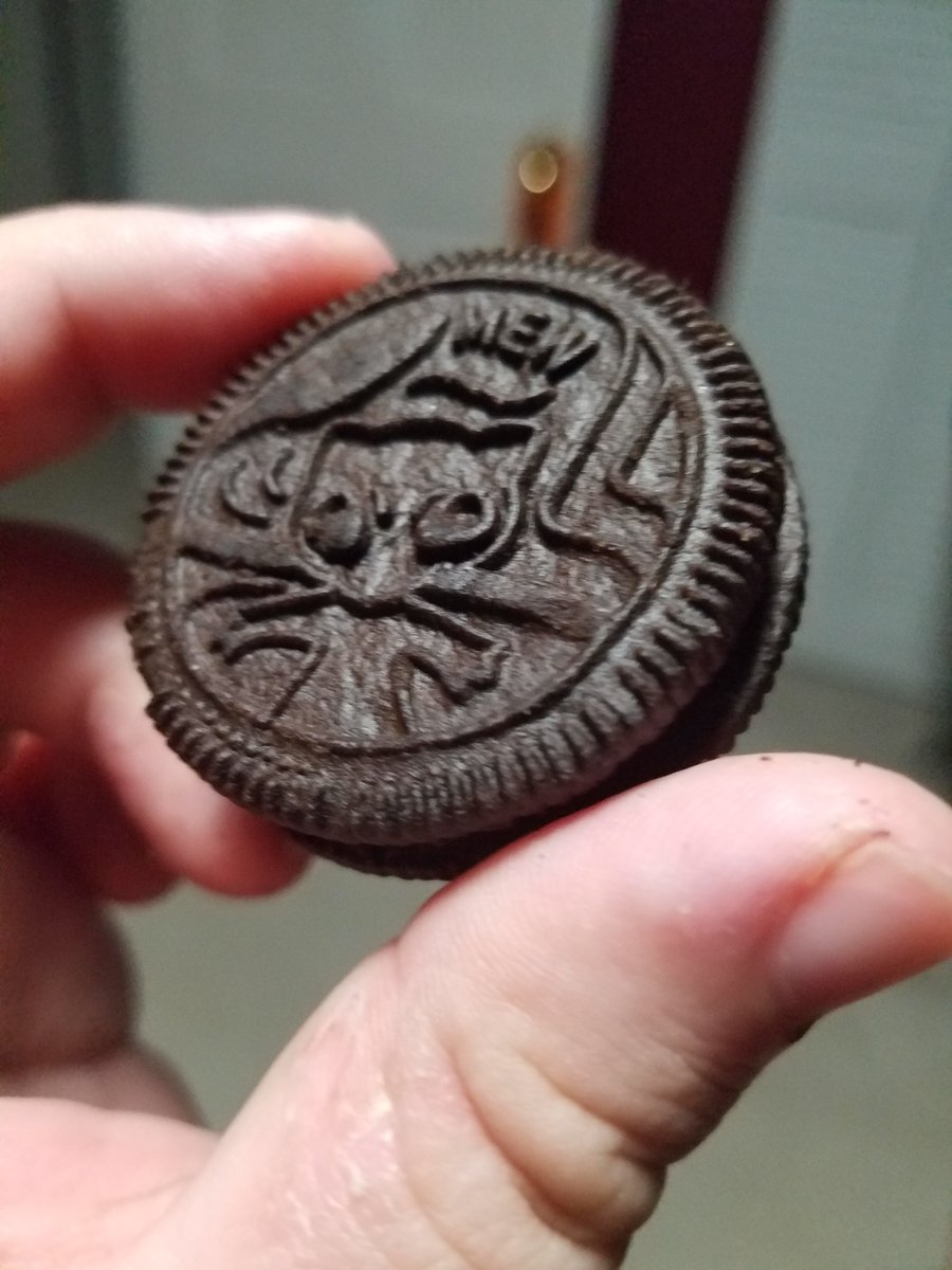 KirbyCheatFurby's tweet image. this shit is worth 700 dollars?