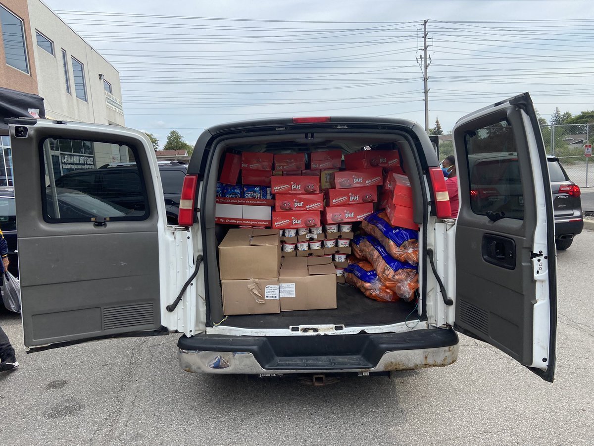 davidgrgr's tweet photo. Thank you, to all members of my church who came out and served our families today. Love you always https://t.co/cjdZD4peq7