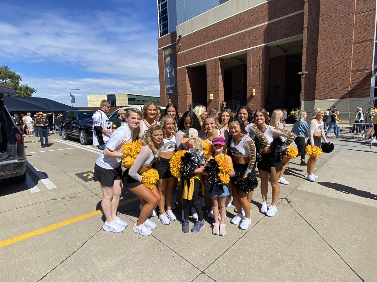 JRBDowning's tweet photo. Future Hawkeye Cheerleaders!   #FightForIowa https://t.co/ZDxAKCROJ6