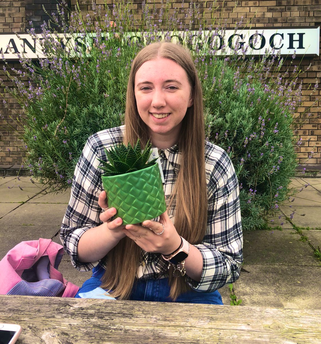 Antur heddi da <a href="/CattyJay03/">Catty Langford</a>☺️ 

..a ma angen imi stoppo prynu plants!🤣 Ma stafell fi’n fatha jwngl yn barod!