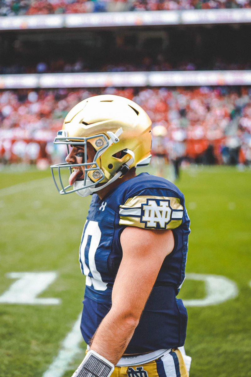 NDFootball's tweet photo. jump around 

#GoIrish https://t.co/ioJClRS78V