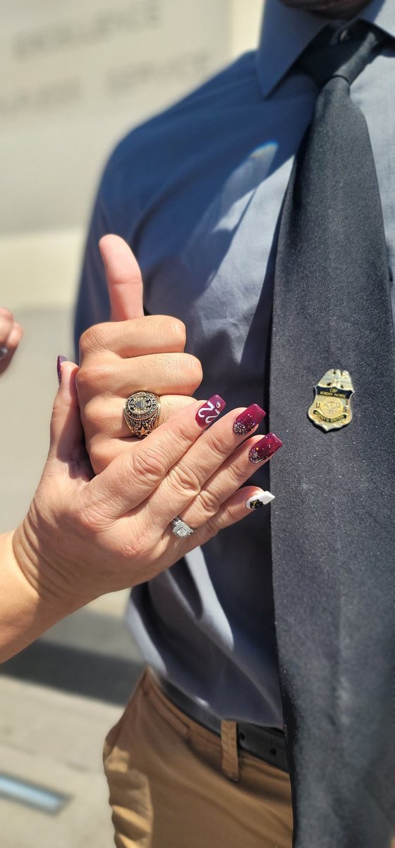 queenielet's tweet photo. Proud Aggie parents ❤  Mark's our youngest college kid.. last one doing it in style with finger-wear..  Gig'em 👍🏻🤩 https://t.co/ljDRvi7mC4