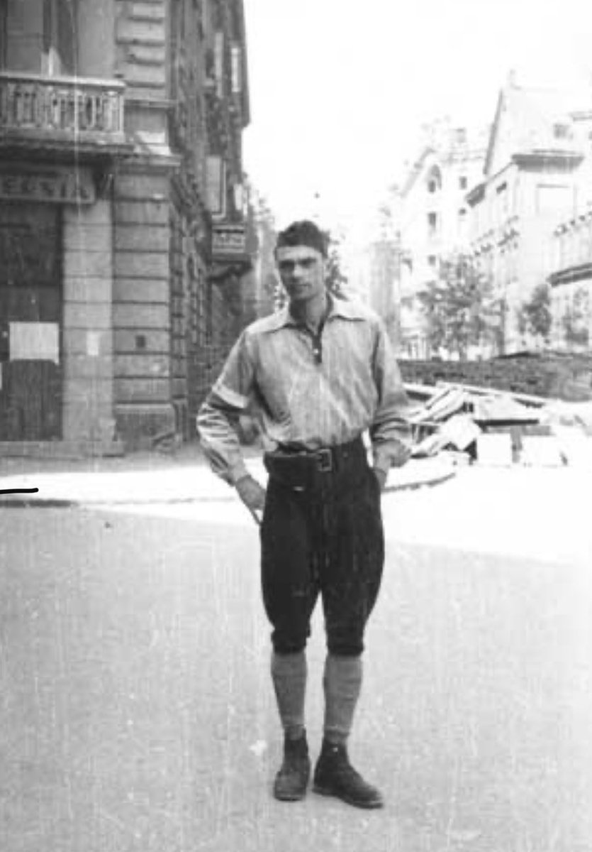 polskieserce's tweet image. #OTD 25 Sept 1944 Germans continue murdering the wounded &amp;amp; hospital staff. At night people leave Mokotów for the Centre through the sewers. Lieutenant Eugeniusz Lokajski ps ‘Brok’ dies - Polish athlete, gymnast and photographer of 1000 photos documenting the #WarsawUprising