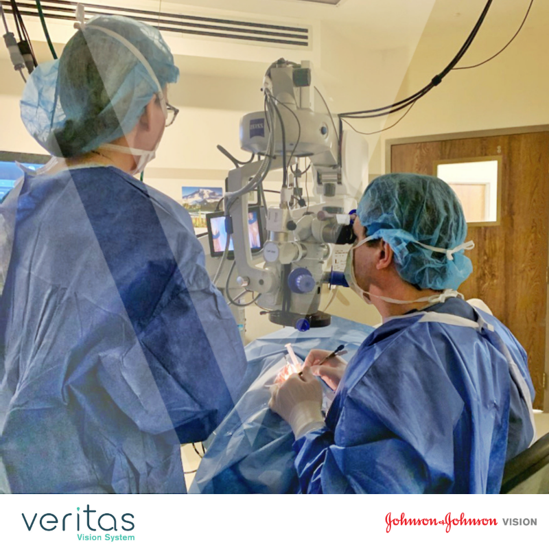 JNJVISIONEMEA's tweet photo. Congratulations to Dr.'s David Teenan, Jason Jones, and Subba Gollamudi for becoming the first surgeons to use the new VERITAS™ Vision System!

(For Safety Info: https://t.co/jXGJxjpQ6A) https://t.co/298SBipyni