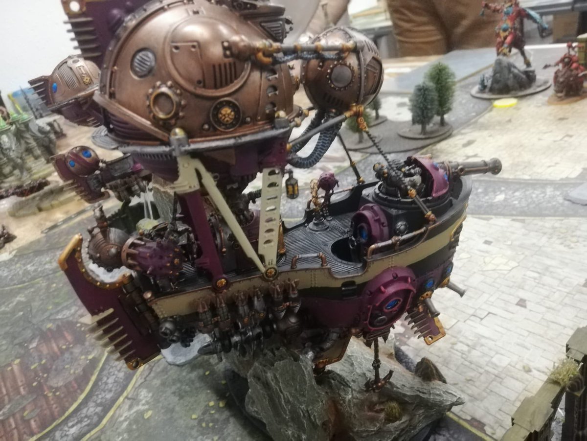 _Alex_Beltran's tweet image. Great game at today’s tournament at my local store. My KO managed to fight off the forces of Destruction. In the end, Kragnos died on an epic battle against Gotrek. Great day for the forces or order!! #AoS #WarhammerCommunity #goblintrader #warhammer