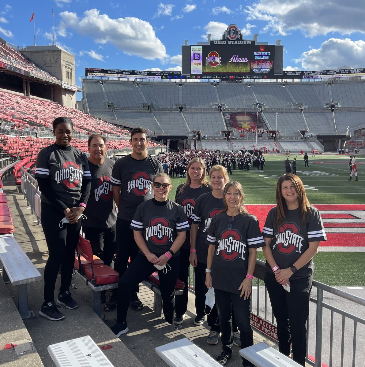 danamctigue's tweet photo. We’re here &amp; ready to keep our Buckeye fans (and even the Akron fans!😂) well hydrated. Stop by A Deck 10/12, grab a brew &amp; support our Diversity in Neuroscience fund! @OhioStateMed #Neuroscience #Diversity #GoBuckd 🏈 https://t.co/QoqhCqoARV