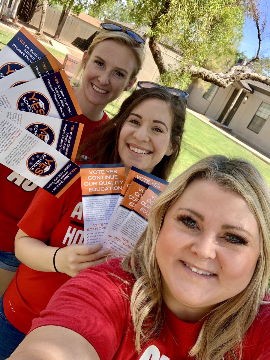 ctquality's tweet image. Thank you to the Walk for Education volunteers who canvassed our community this morning to encourage voters to support the @AFUHSD216 and @LitchfieldESD override continuations. We reached more than 3,000 voters and had a great time celebrating educational excellence!