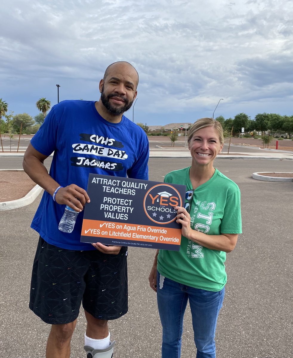 ctquality's tweet image. Thank you to the Walk for Education volunteers who canvassed our community this morning to encourage voters to support the @AFUHSD216 and @LitchfieldESD override continuations. We reached more than 3,000 voters and had a great time celebrating educational excellence!