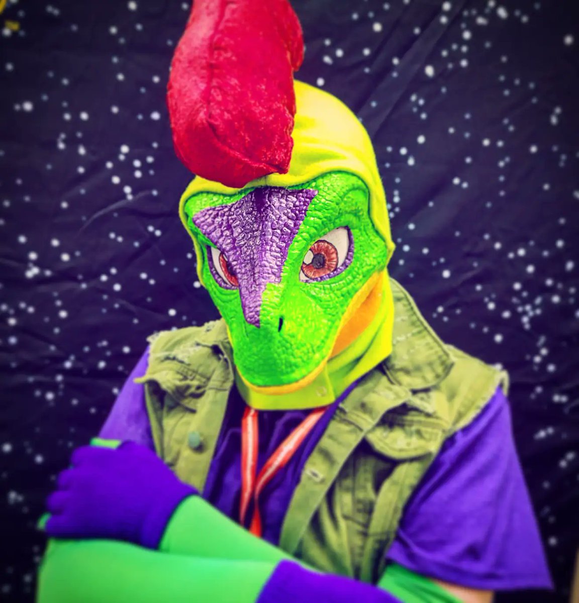 FProtogen's tweet photo. Pictures taken at #fallconxl
I do not know who the PRSMF Yellow Ranger cosplayer is atm but I will tag them whenever possible if I find out.
#fursuit #dinomask #fnaf #cosplay #fnafcosplay https://t.co/KZhkFf2inq