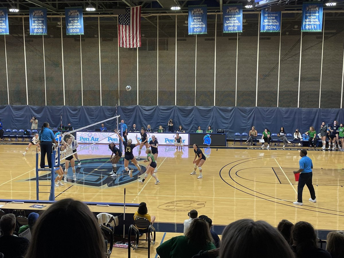 Enjoyed watching @UWFVolleyball complete a pair of sweeps this weekend at the @UWF Field House! 🧹🧹🧹🧹🧹🧹  A truly dominant team of DAWGS! 

#GoArgos 🔵 #UWFVolleyball 🏐 #UWFVB 🟢 #GoTogether #D2VB #GSCvb