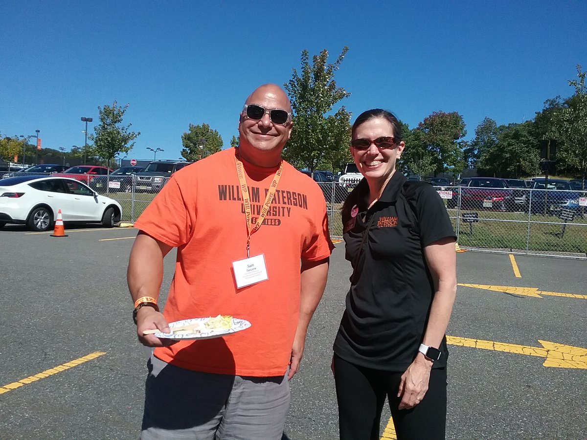 WPCollegeOfEd's tweet photo. #PioneerPride #WPAlumni What a game! WPU Pioneers take the SUNY Mariners by 28-7! And our College of Education staff, faculty and alumni had a great day to tailgate!๐๐ https://t.co/rBgLhGhnRz