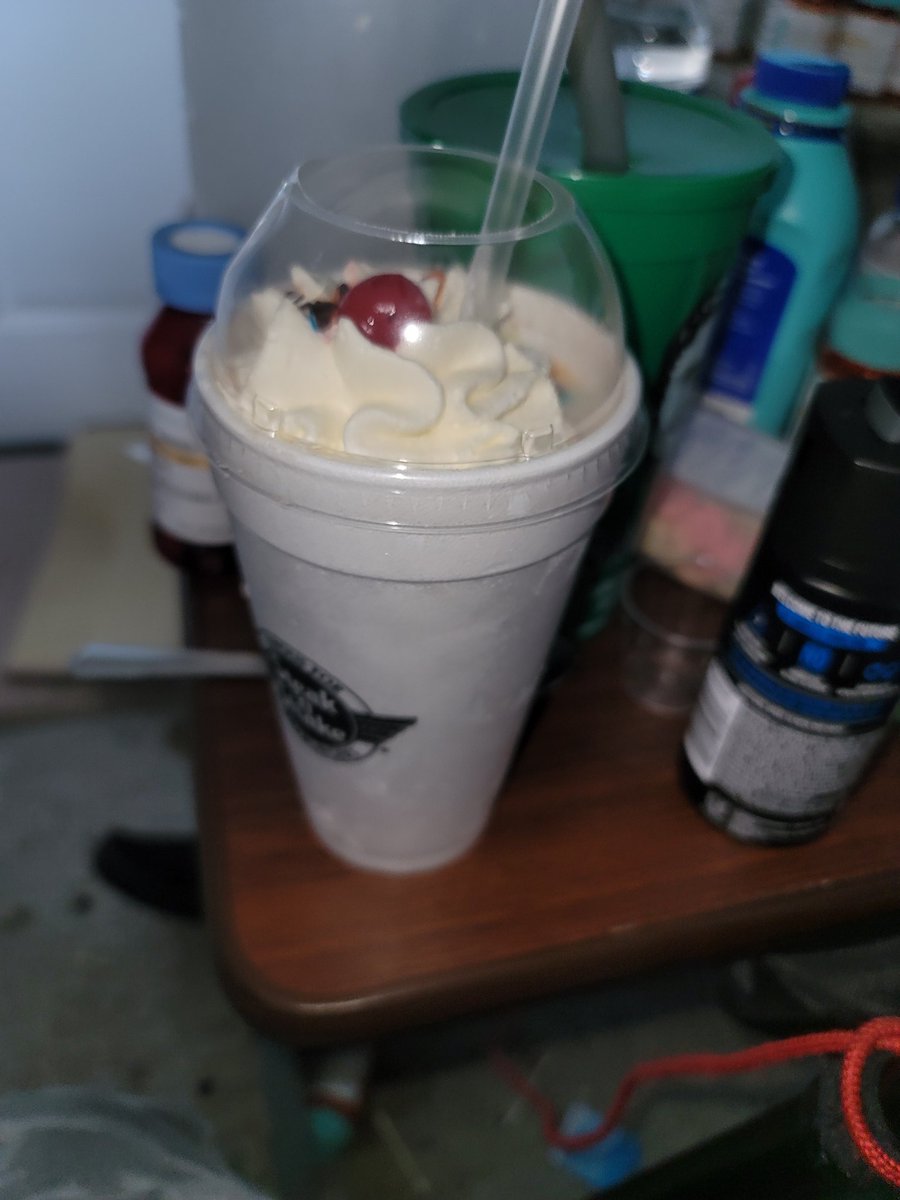 SnakeMasterJeff's tweet photo. I used to workout 5 days
 A WEEK . 
Since I can't workout anymore,  this is my workout now https://t.co/N3wZWTtSAQ