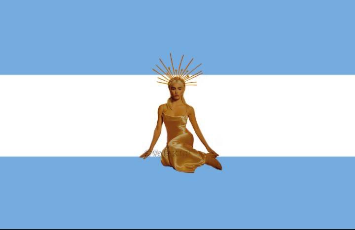 valexlp's tweet photo. LALI ESPOSITO 👑 ES LA PRIMERA ARGENTINA EN....
(abro hilo) https://t.co/sUOb7jQGrC