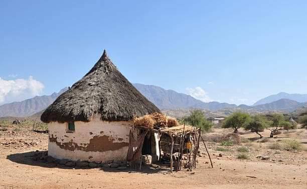 The origins of the Eritrean dwellings and the variety of building types are worth seeing.
Credit #ShurShur 
#ComeAndSeeEritrea 
#Worldtourismday2021
#EritreaLandOfNatureAndculture
#EritreaThreeSeasonsinTwoHours
#EritreaTourismforInclusiveGrowth

m.facebook.com/story.php?stor…