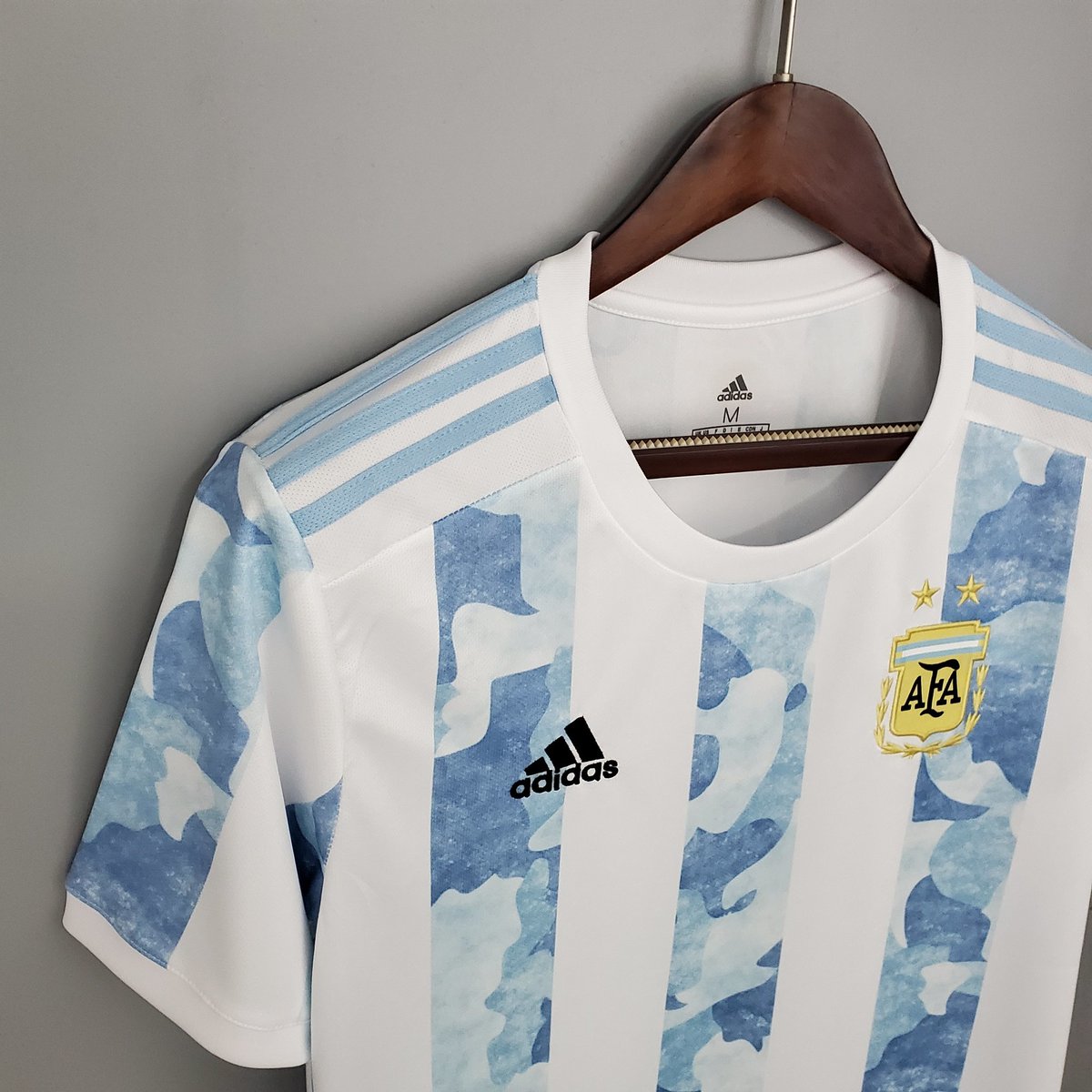 OutletFirst's tweet image. ARGENTINA 21/22 l HOME 🔥

💰 Valor:
• R$ 149,99

👕 Tamanho:
• P ao GGG

ADQUIRA A SUA PELO NOSSO WHATSAPP, LINK NA BIO 🔥

#nike #adidas #futebol #tenis #camisa #camisadetime #ucl #champions #novidades #goiânia