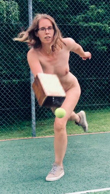 Love a bit of miniten!  Which #sport do you enjoy? Check out the full set of pictures here! https://t<a href="/tag/sport"class="tags">#sport</a>